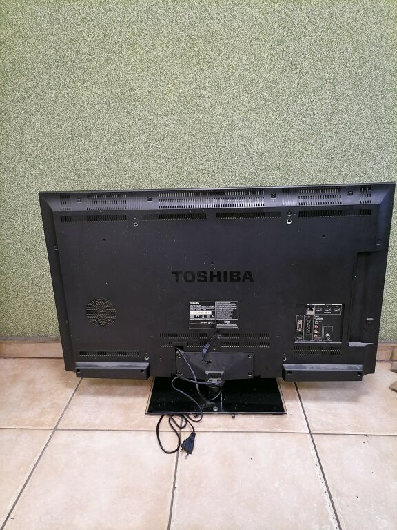 TELEWIZOR TOSHIBA 40RL838 40 CALI ODBIÓR OSOBISTY