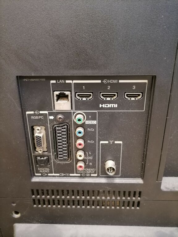TELEWIZOR TOSHIBA 40RL838 40 CALI ODBIÓR OSOBISTY