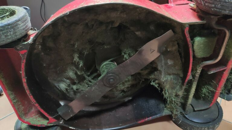 kosiarka-spalinowa-briggsstratton-xc35-szerokosc-koszenia-45