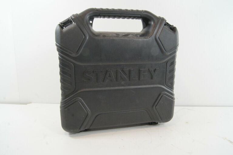 GWOŹDZIARKA STANLEY TRE650 WALIZKA BCM