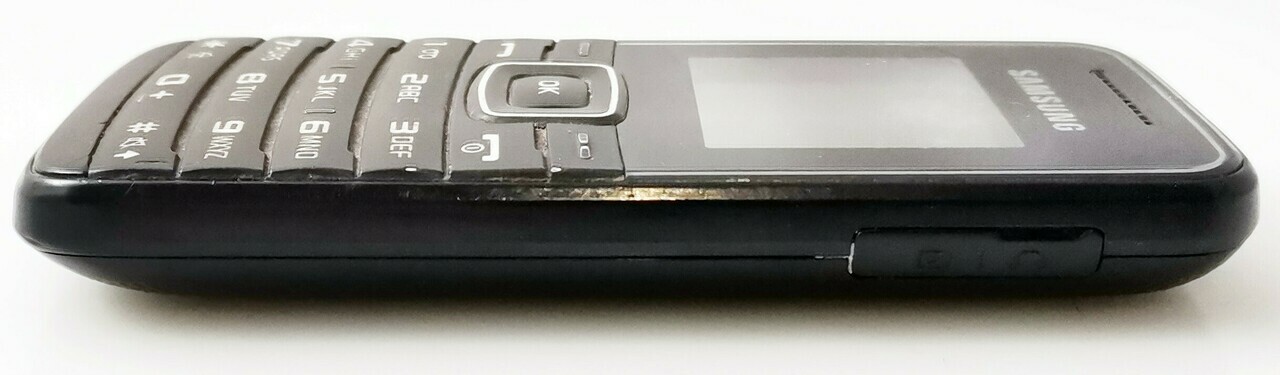 samsung-gt-e1050-typ-telefon-komorkowy