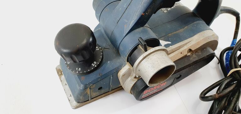 STRUG ELEKTRYCZNY BOSCH GHO 26-82 710W