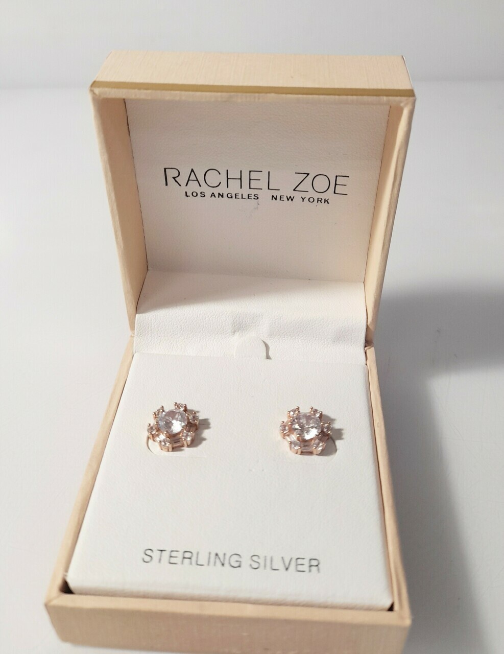 sliczne-srebrne-kolczyki-rachel-zoe-plac-daszynskiego-5-czestochowa-sj