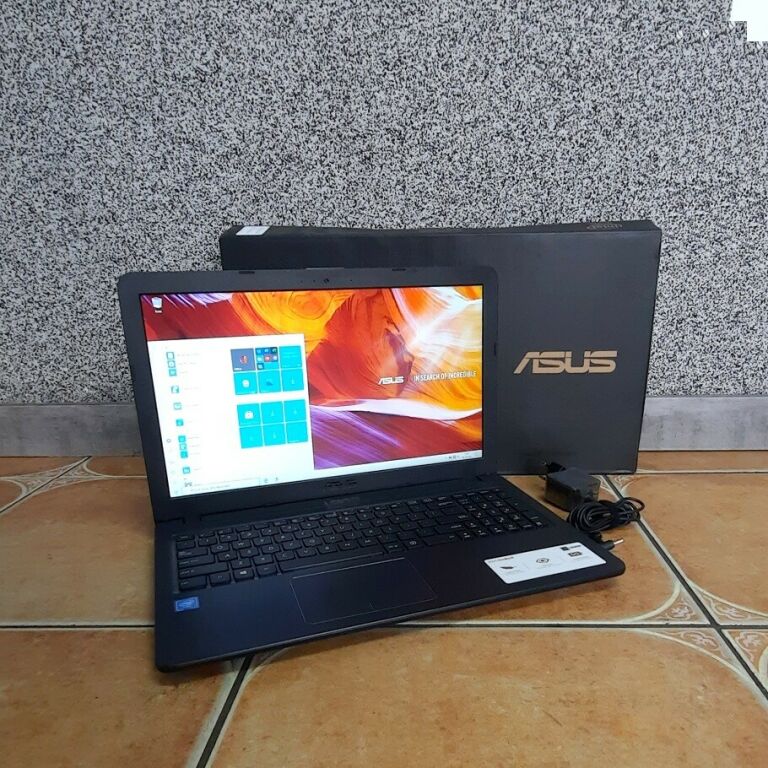 LAPTOP ASUS A543M