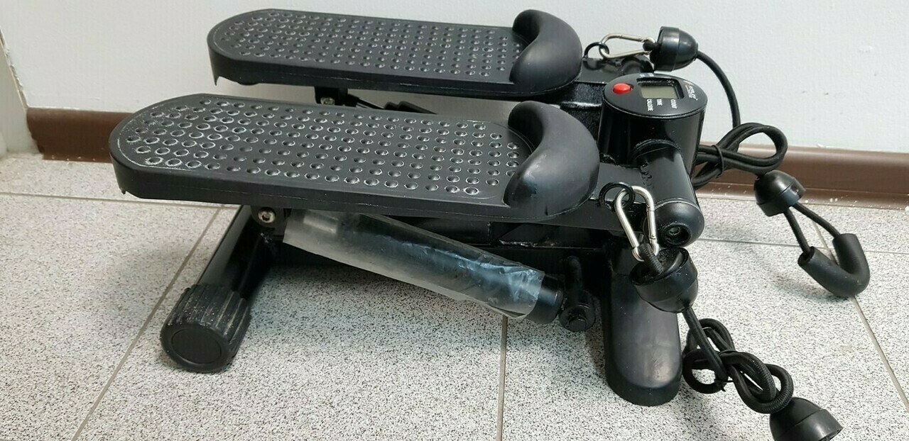 stepper-fitplay-swietlikow-8-warszawa