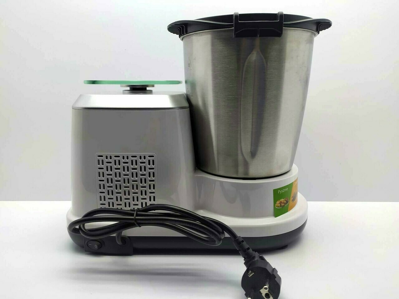 wielofunkcyjny-robot-kuchenny-salute-prakticooker-model-prakticooker