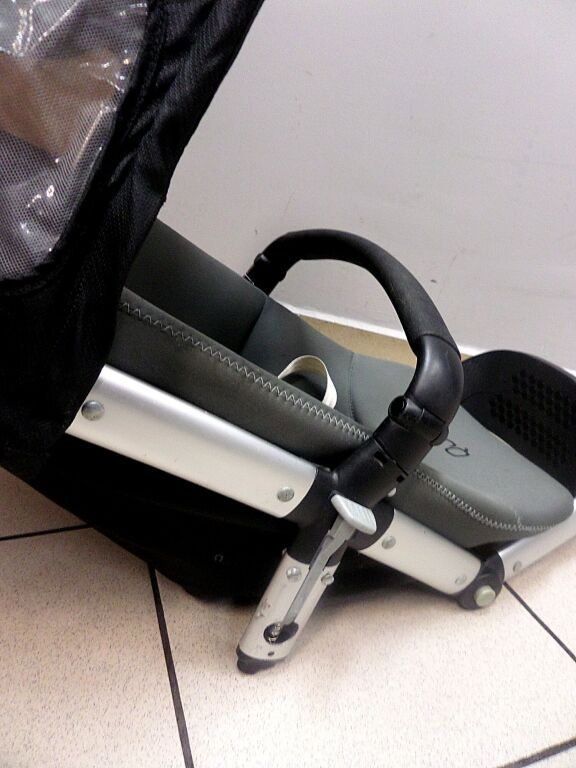 wozek-quinny-buzz-2w1-rocking-black-product-id