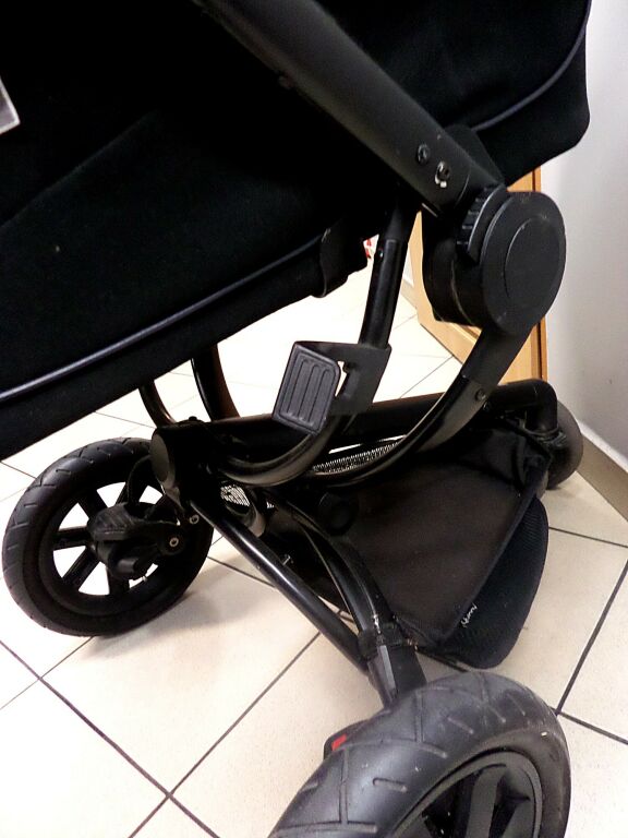 wozek-quinny-buzz-2w1-rocking-black-marka-quinny