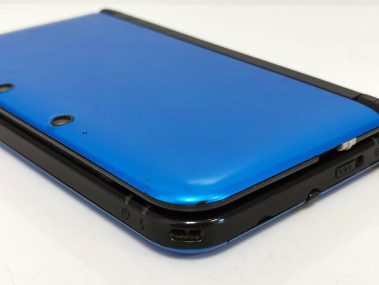 KONSOLA NINTENDO 3DS XL NIEBIESKA + ETUI