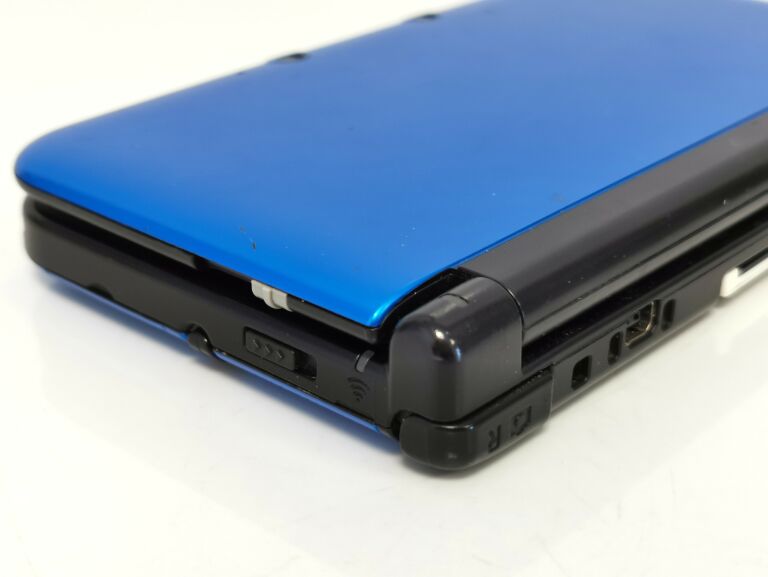 KONSOLA NINTENDO 3DS XL NIEBIESKA + ETUI