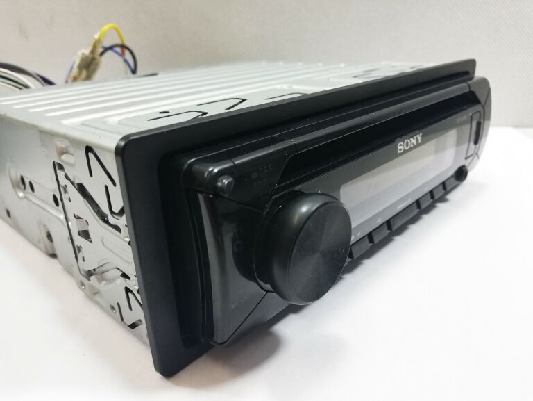 RADIOODTWARZACZ SONY CDX-G1300U RADIO SAMOCHODOWE