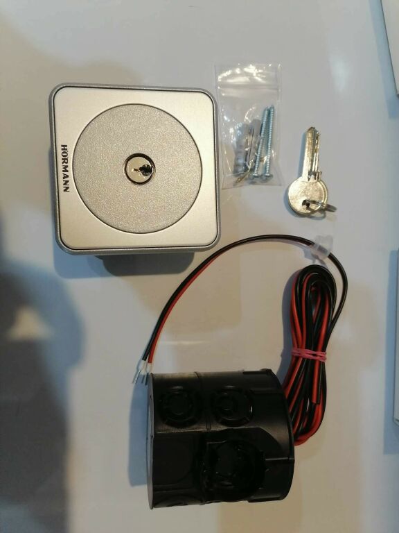 przelacznik-na-klucz-hormann-stup-50-jak-nowy-rodzaj-przelacznik