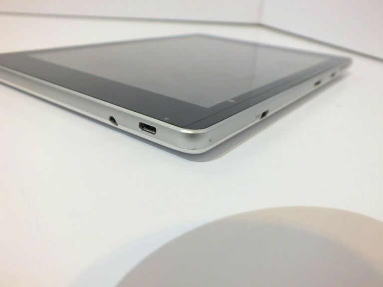 TABLET ACER ICONIA A1-811