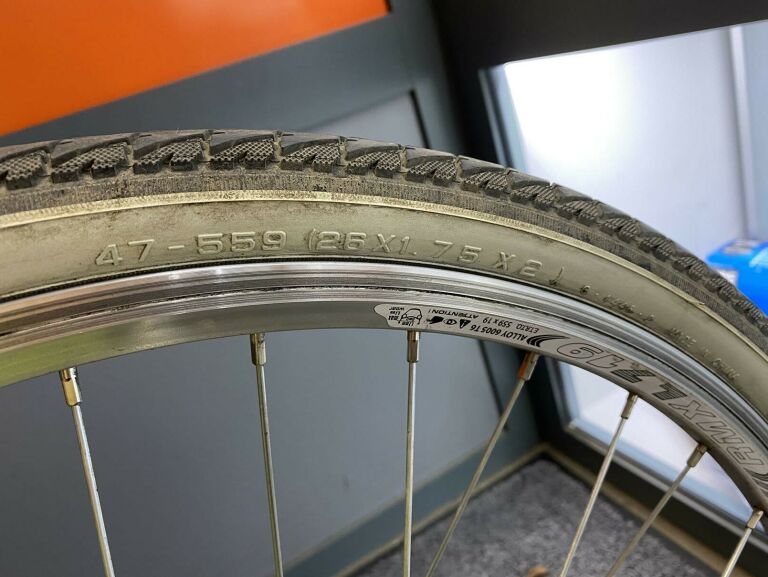 rower-maxim-a18s-z-dowodem-zakupu-rozmiar-kola-18