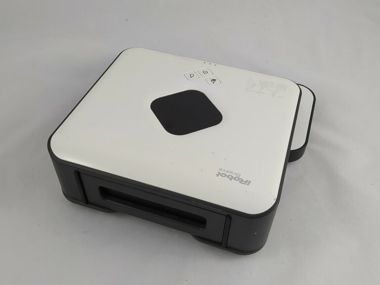 ROBOT SPRZĄTAJĄCY IROBOT BRAAVA 320 ZASILACZ