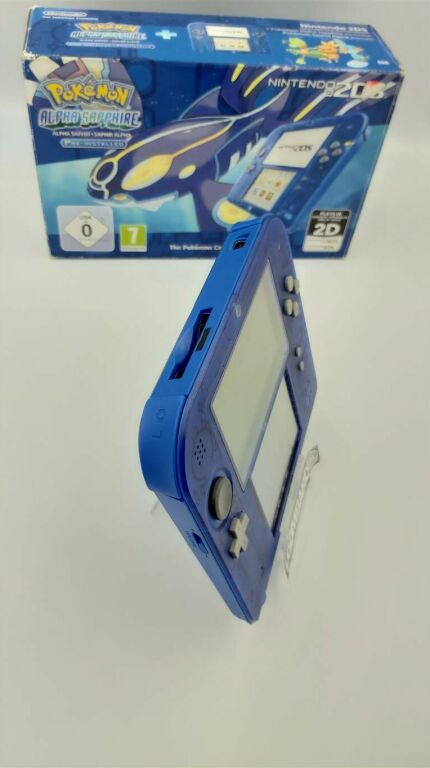 KONSOLA NINTENDO 2DS + POKEMON ULTRA MOON!!