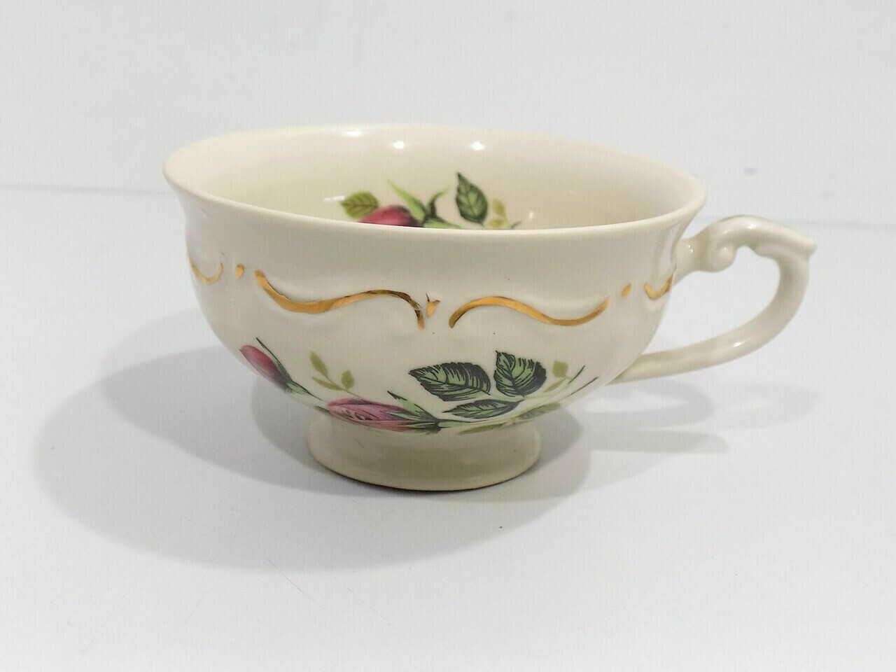 ladna-porcelana-tulowice-6-filizanek-stan-nie-wymaga-renowacji