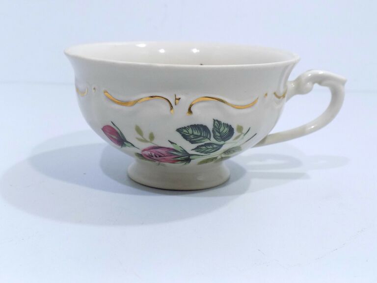 ŁADNA PORCELANA TUŁOWICE 6 FILIŻANEK