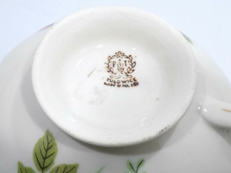 ladna-porcelana-tulowice-6-filizanek-wytwornia-slask