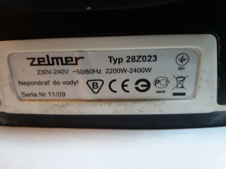 ŻELAZKO ZELMER 28Z023