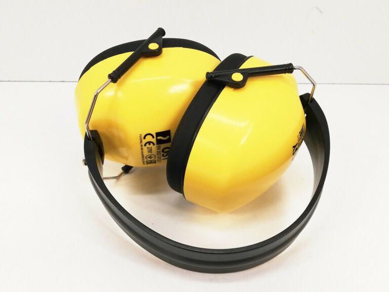 ochronniki-sluchu-sluchawki-osy-marka-inna