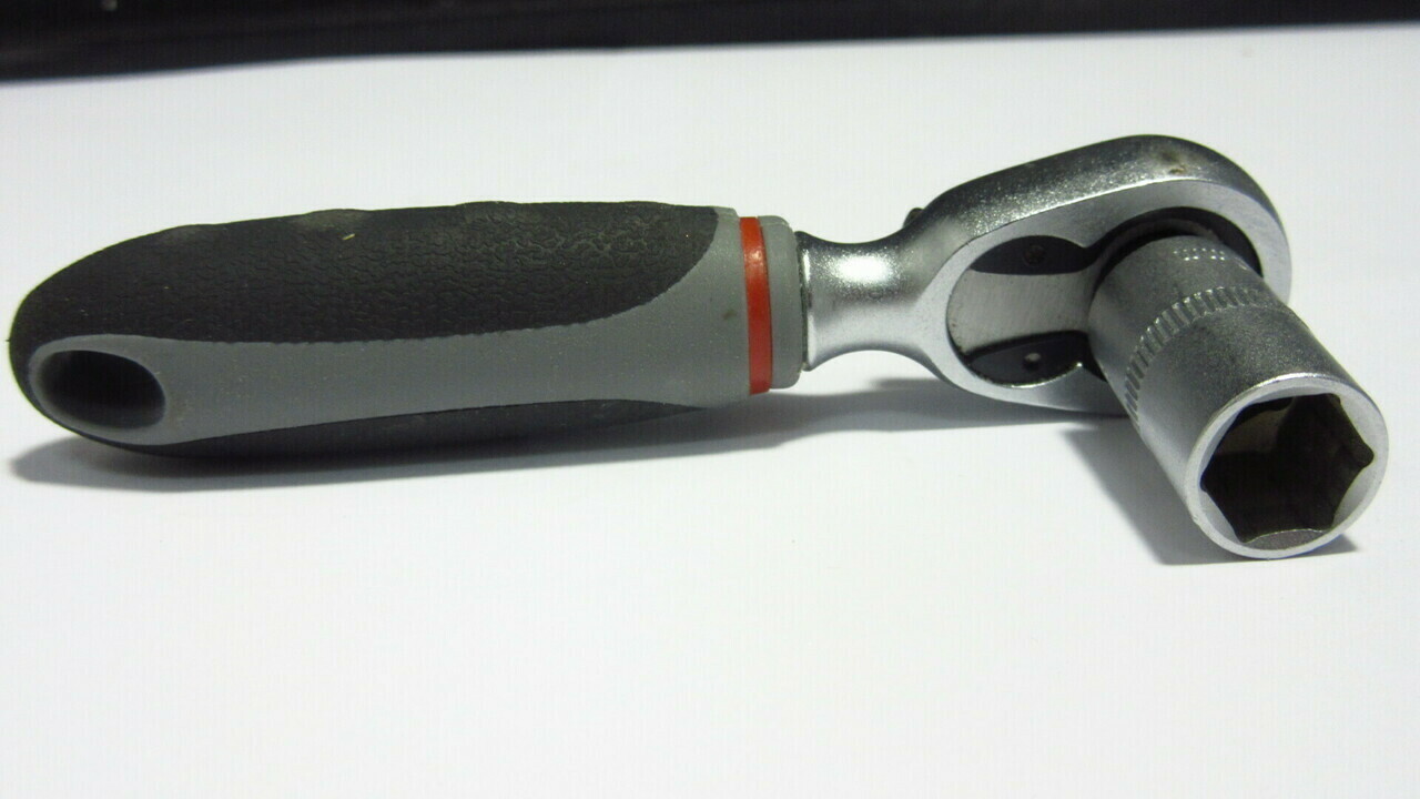 grzechotka-grene-mala-at-warto-armii-krajowej-38-tczew