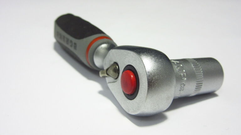 grzechotka-grene-mala-at-warto-marka-inna