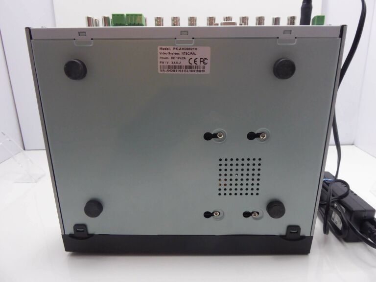 9-KANAŁOWY REJESTRATOR AHD IPOX PX-AHD0821H