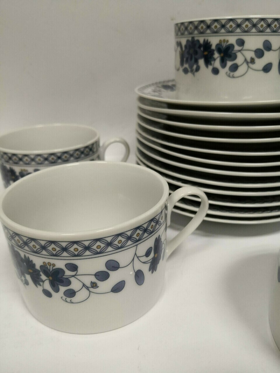 zestaw-do-kawyherbaty-porcelana-stan-uzywany