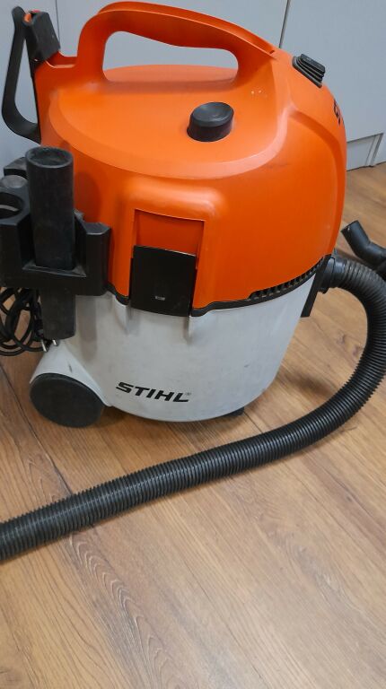 odkurzacz-przemyslowy-stihl-se-61-stan-uzywany