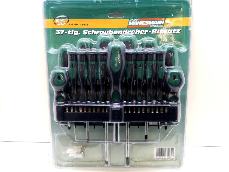 ZESTAW WKRĘTAKÓW I BITÓW BRÜDER MANNESMANN M11415