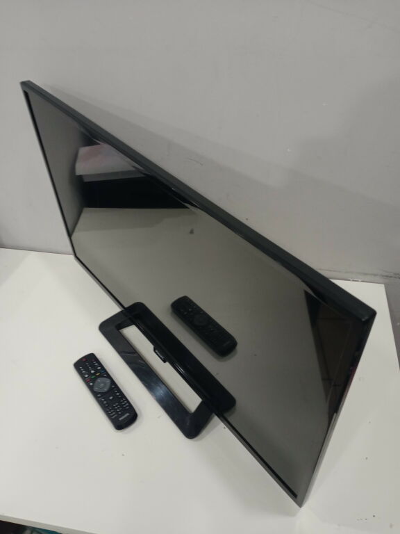 TELEWIZOR PHILIPS 32PFH4100/88 GWARANCJA 12MSC