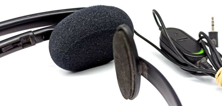 sluchawki-z-mikrofonem-xbox-360-stan-uzywany