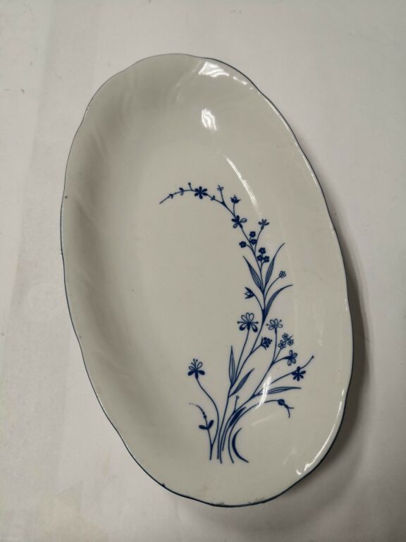 zestaw-porcelanowy-recznie-malowany-stan-uzywany