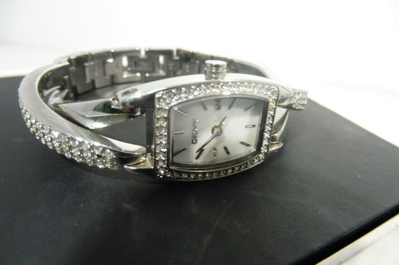 zegarek-dkny-damski-krysztalki-pudelko-stan-uzywany