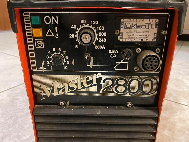 SPAWARKA MASTER KEMPPI 2800 USZKODZONA