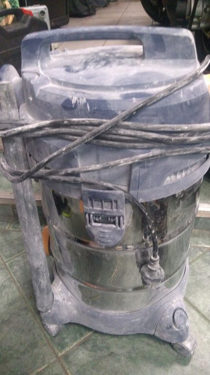 DUZY ODKURZACZ MACALLISTER 1400-30L