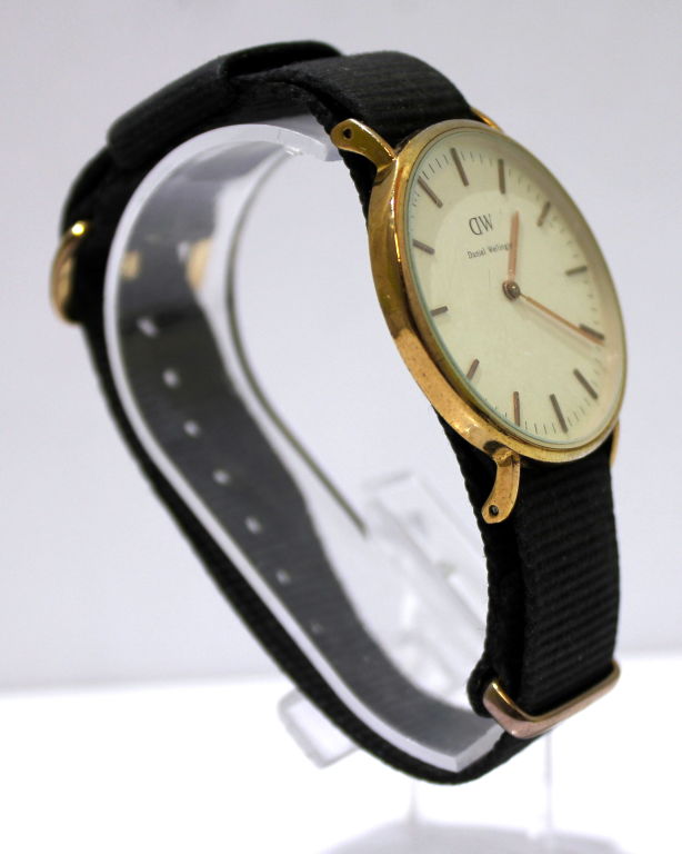 DANIEL WELLINGTON CLASSIC B36R2 CZARNY PASEK