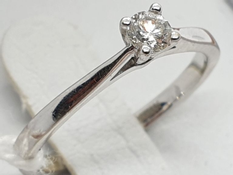 pierscionek-z-diamentem-017ct-marka-inna-marka