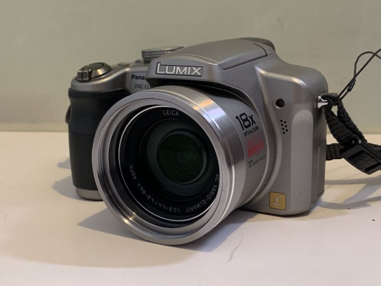 APARAT PANASONIC LUMIX FZ28 ZEPSUTA ŁADOWARKA