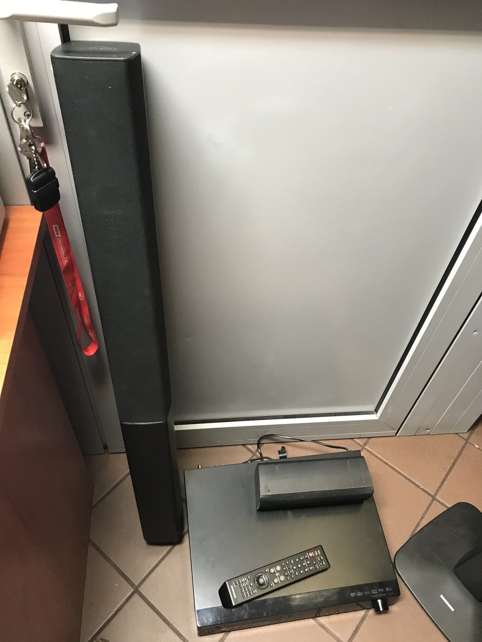 kino-domowe-samsung-ht-tz215-krotka-2u-sj-olawa