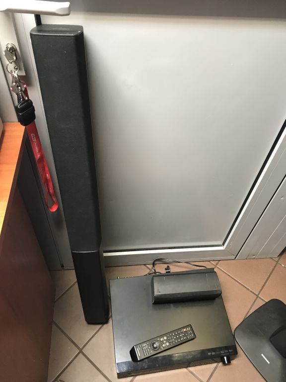 kino-domowe-samsung-ht-tz215-krotka-2u-sj-olawa