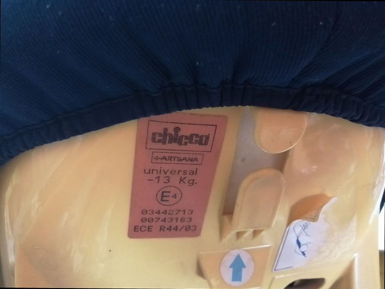 fotelik-samochodowy-chicco-13-kg-universal-marka-chicco