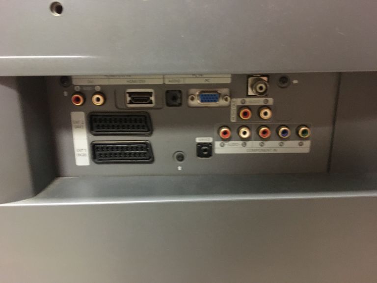 telewizor-samsung-re40eo-stan-uszkodzony