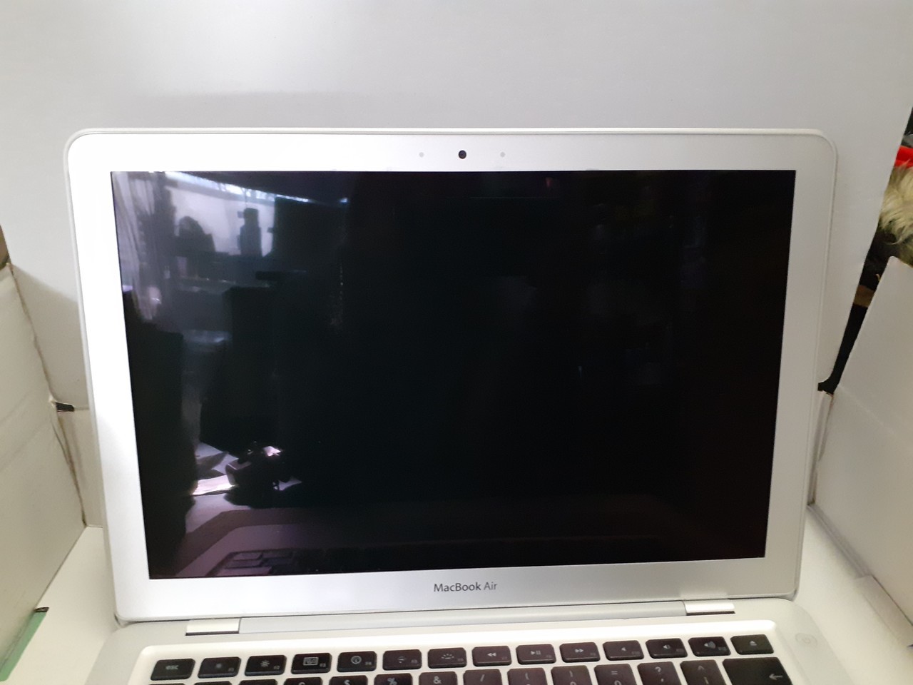 laptop-apple-macbook-air-1237-kod-producenta-w88143f6v51