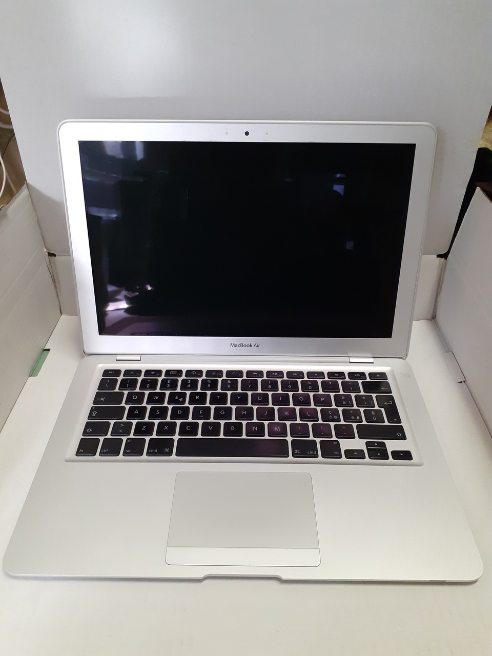 laptop-apple-macbook-air-1237-model-air-1237