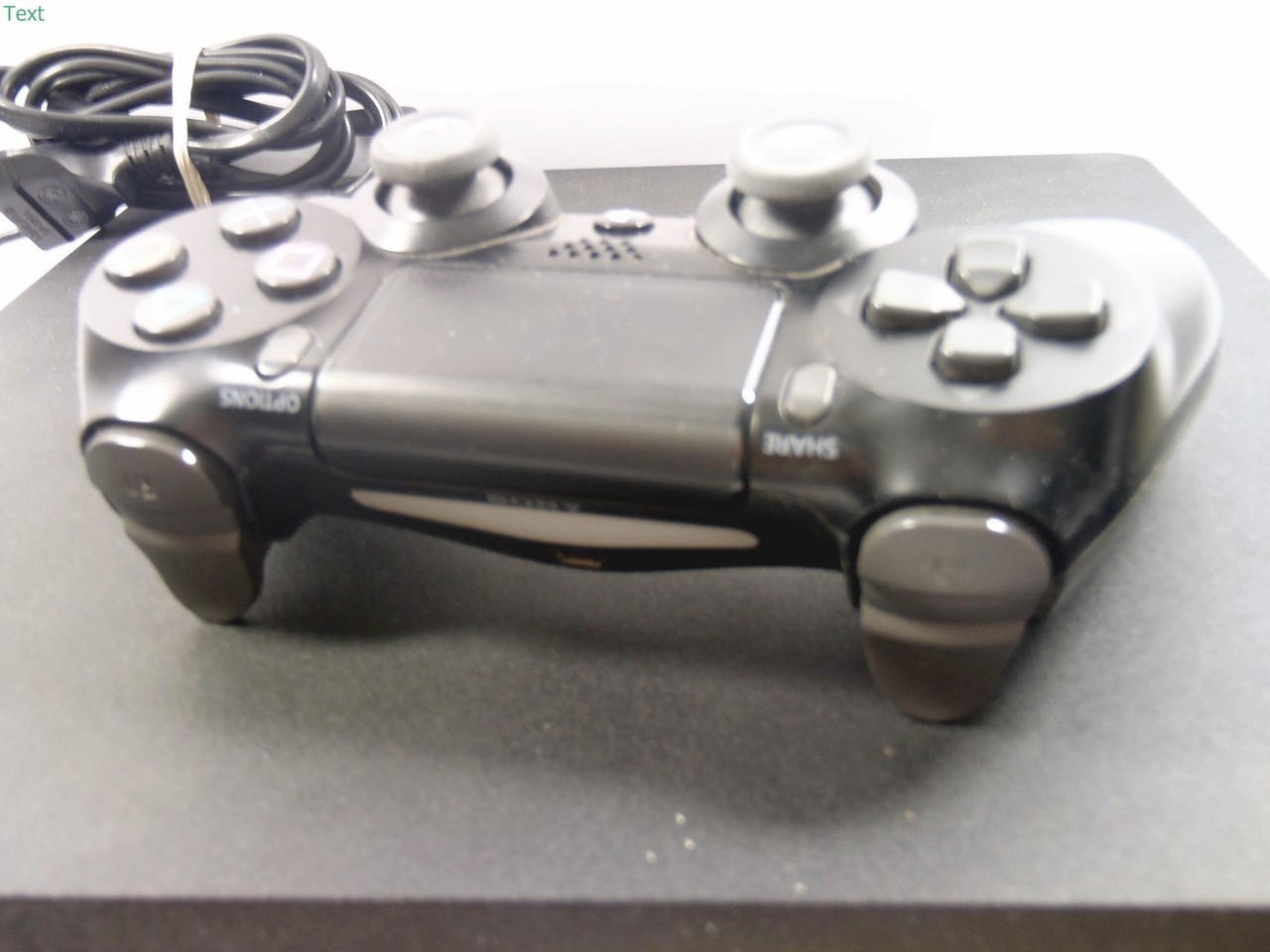 fajniutka-konsola-ps4-1tb-komplet-z-padem-kolor-czarny