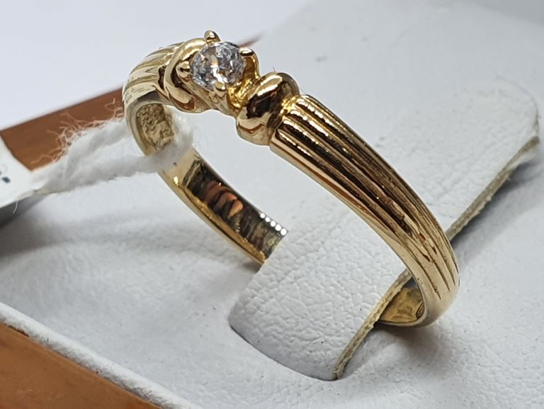 zloty-pierscionek-585-232g-rodzaj-wyrob-jubilerski