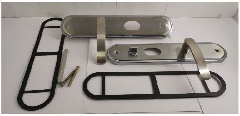 klamka-z-szyldem-stan-uzywany