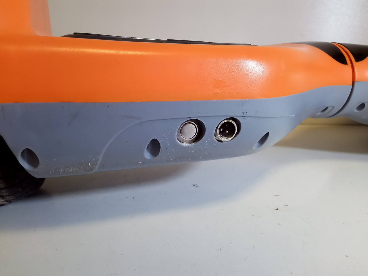 deskorolka-elektryczna-manta-shb001n-shark-65-typ-deskorolki-dwukolowa